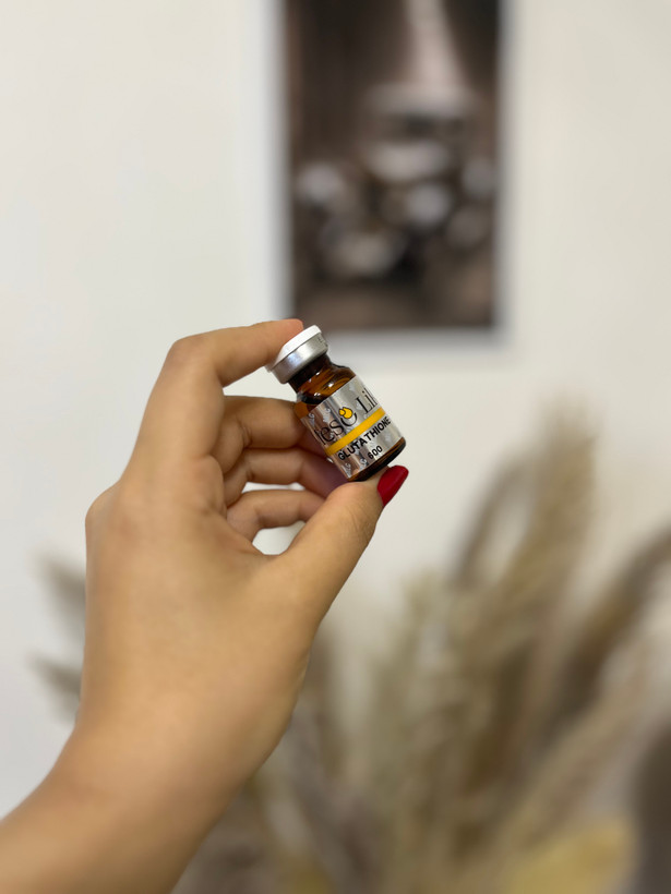 خرید آنلاین کوکتل گلوتاتیون مزولایک اسپانیا اصلی ضدلک و روشن کننده پوست ارسال فوری mesolike Glutathione